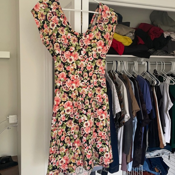 Floral Dress - Picture 1 of 2